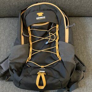 Mountainsmith Clear Creek 18 liter backpack EUC